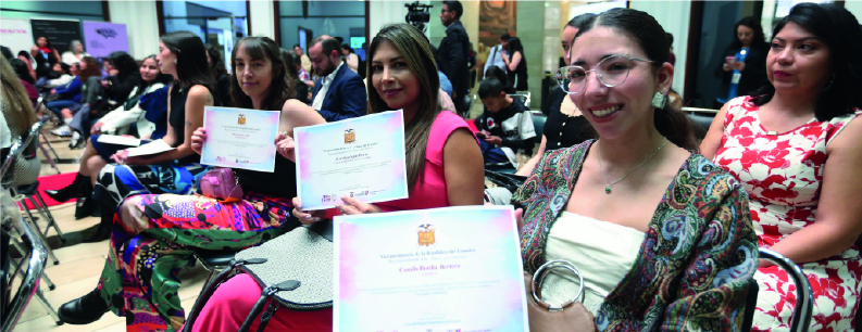 LA VICEPRESIDENCIA ABRE SUS PUERTAS AL EMPRENDIMIENTO FEMENINO CON LA FERIA ELLAS CREAN